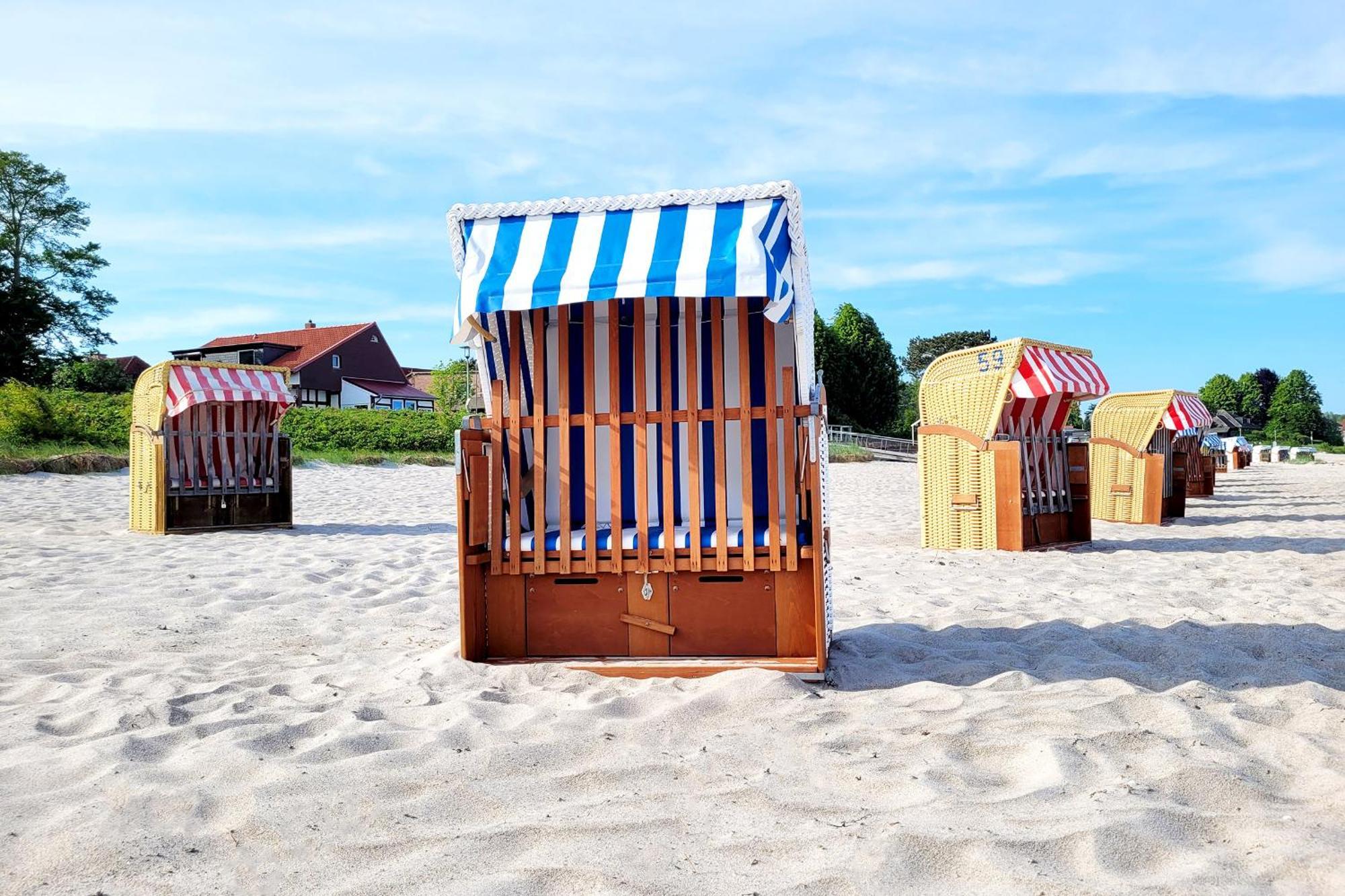 Ostsee Strandoase: Moderne Ferienwohnung mit Sonnenterrasse Scharbeutz Exterior photo